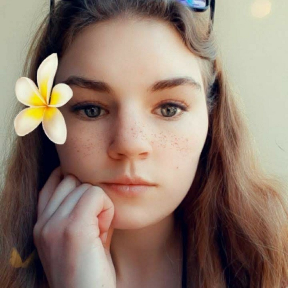 Meet your Posher, Scarlette